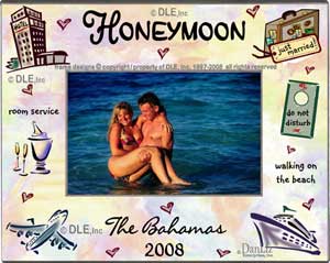 Honeymoon frame ©DLE, Inc.