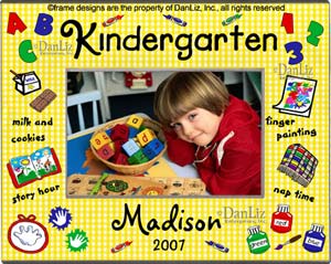 Kindergarten frame ©DLE, Inc.