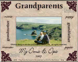 Grandparents-Keys frames ©DLE, Inc.